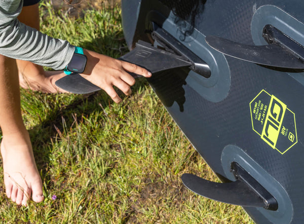 paddle-board-fins-lifestyle-